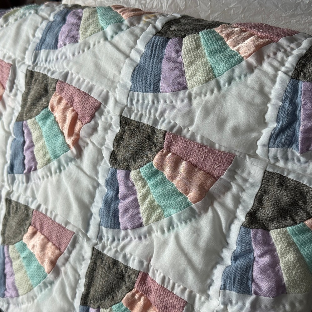 Handmade Pastel Fan Patchwork Quilt Lavender Border Nursery Throw Blanket